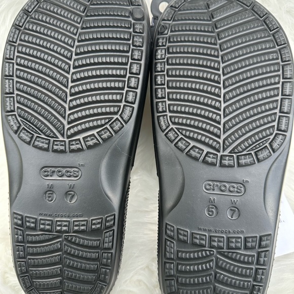 Crocs women classic slides sandals black size m/5 w/7 - Picture 5 of 8